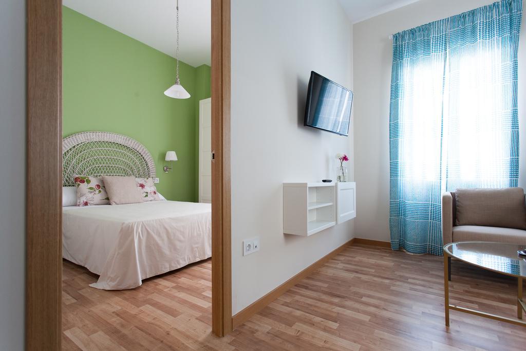 Apartamentos Diaber Larana Sevilla Kamer foto