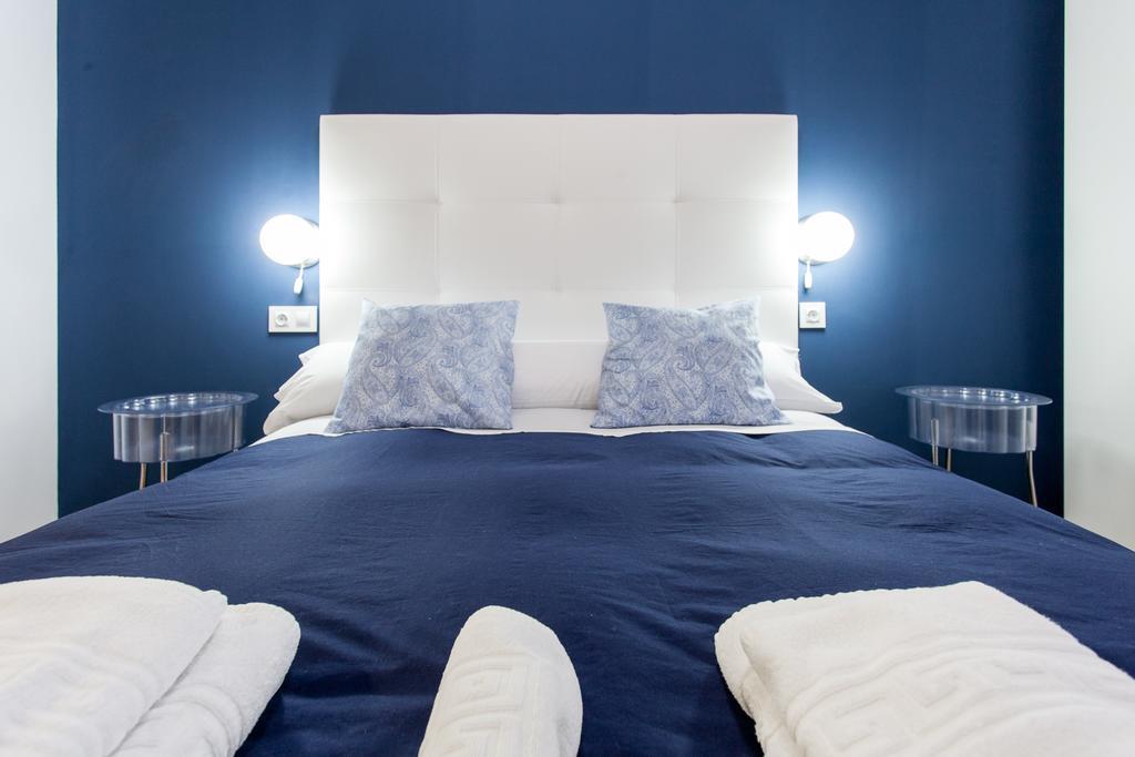 Apartamentos Diaber Larana Sevilla Kamer foto