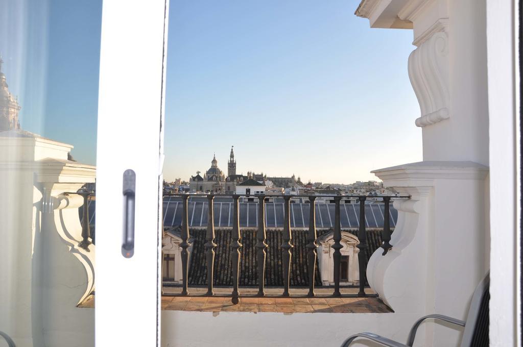 Apartamentos Diaber Larana Sevilla Kamer foto