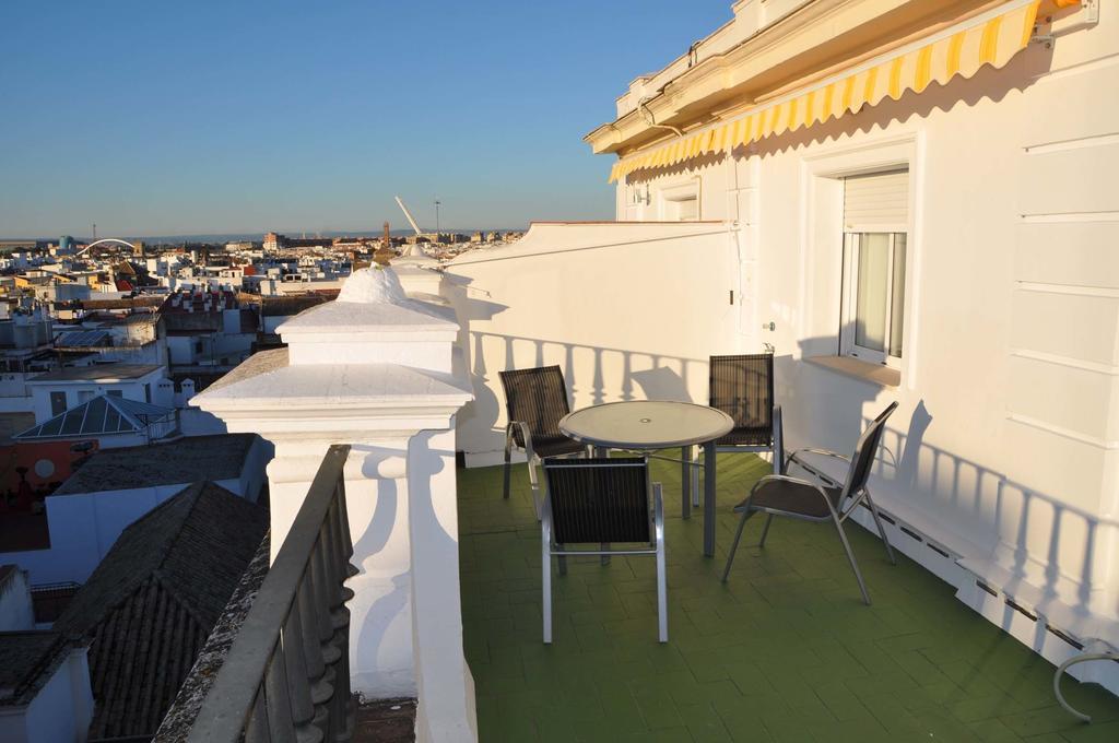 Apartamentos Diaber Larana Sevilla Kamer foto