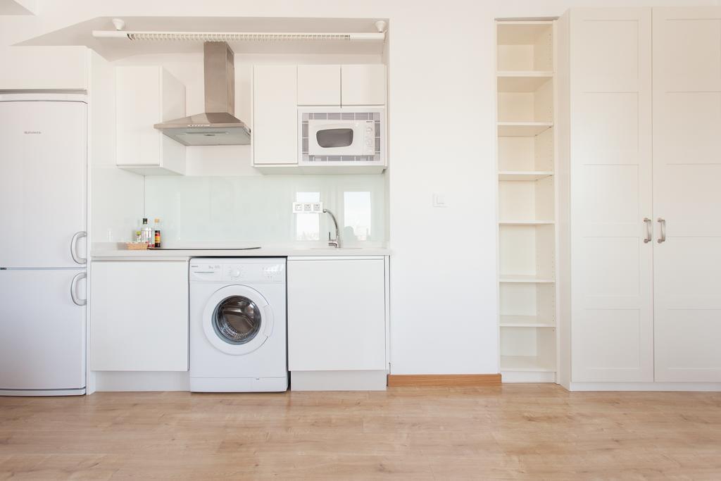 Apartamentos Diaber Larana Sevilla Kamer foto